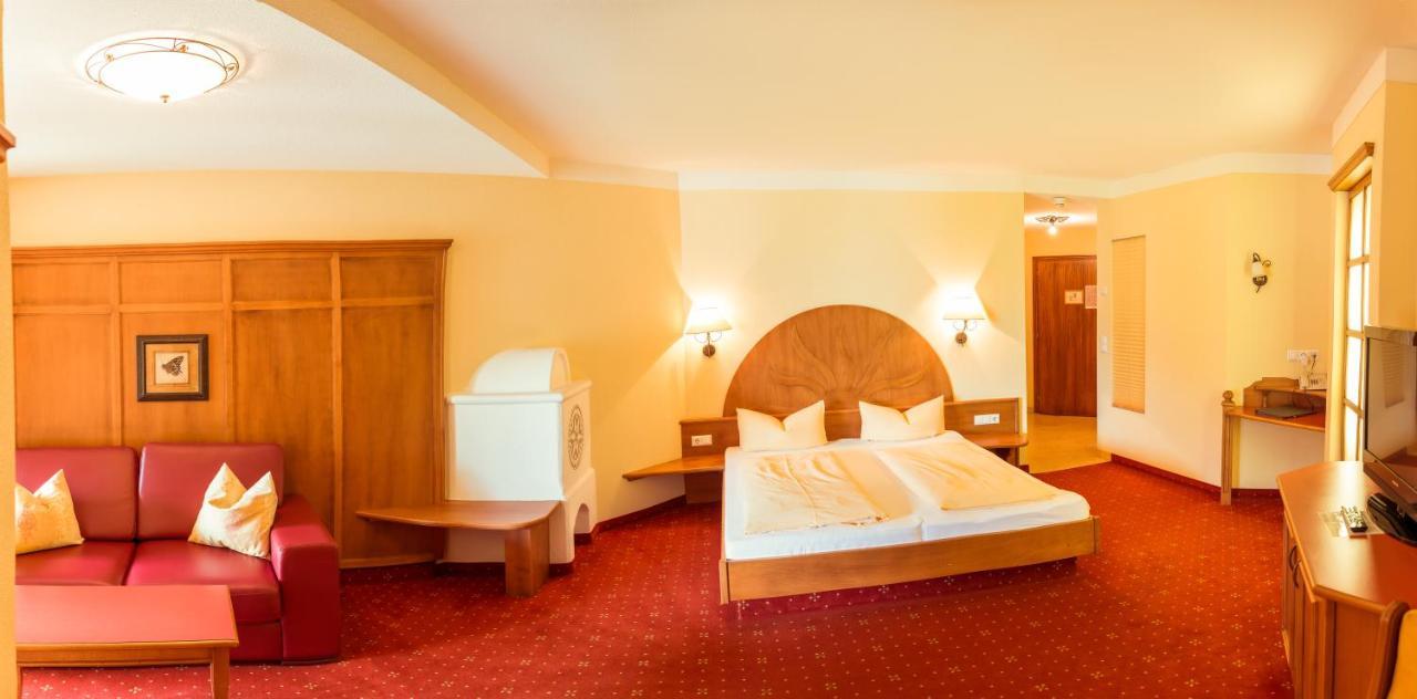 Familien Hotel Mozart Ried im Oberinntal Exterior photo