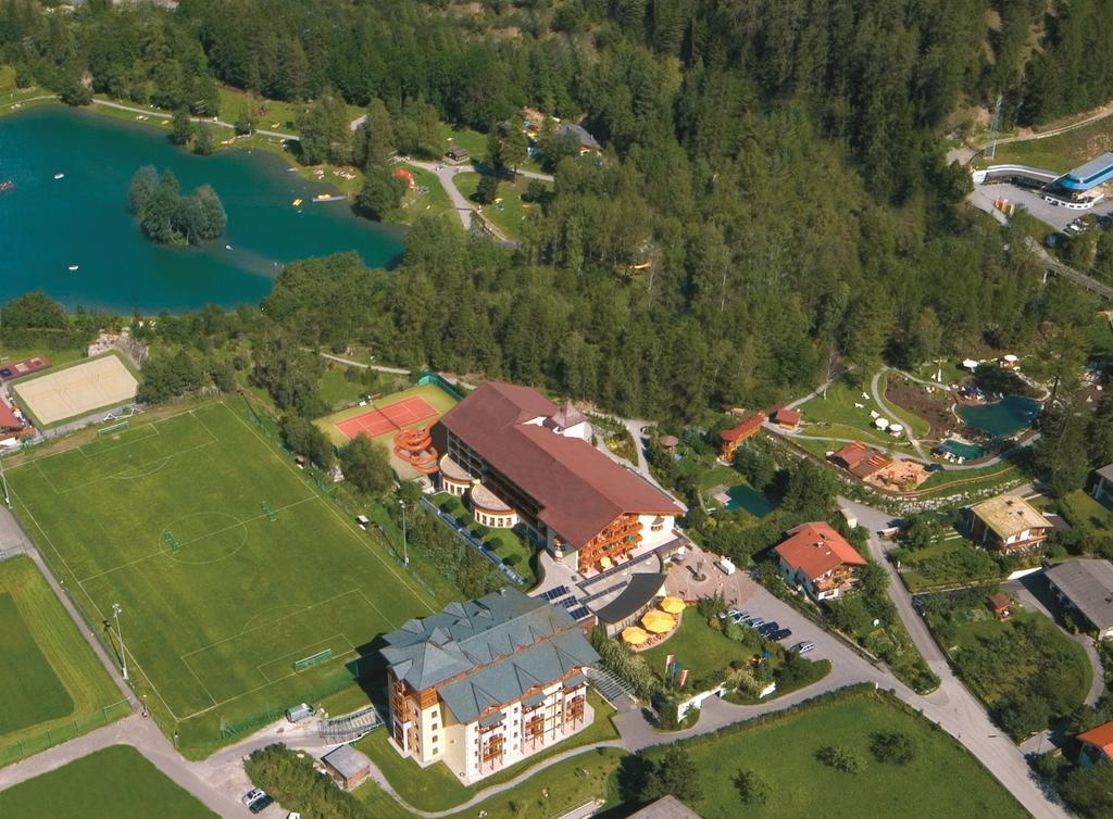 Familien Hotel Mozart Ried im Oberinntal Exterior photo