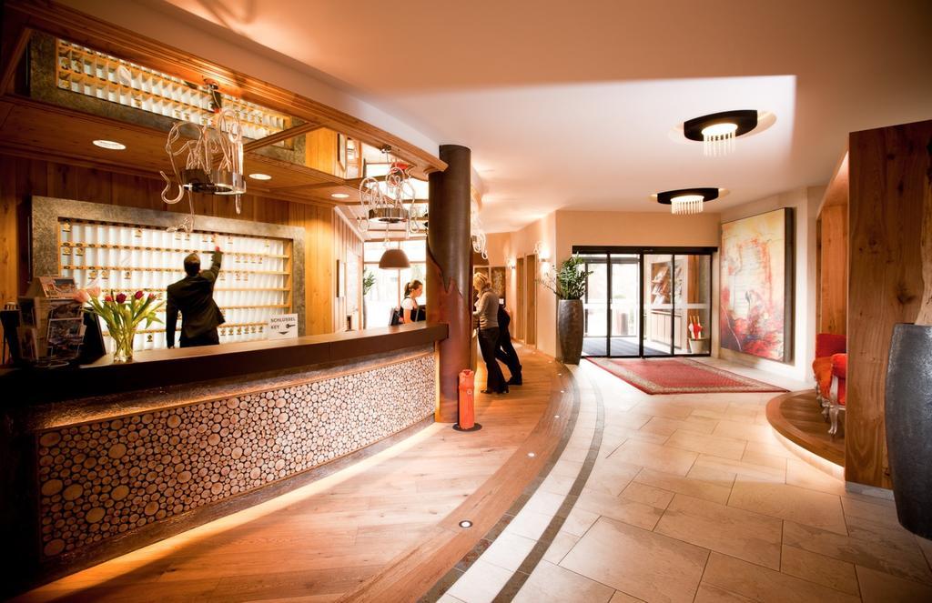 Familien Hotel Mozart Ried im Oberinntal Exterior photo